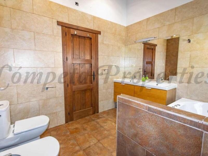 3 soverom Herregård for langtidsleie