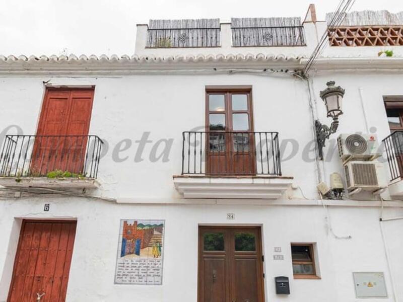 1 sovrum Radhus till salu