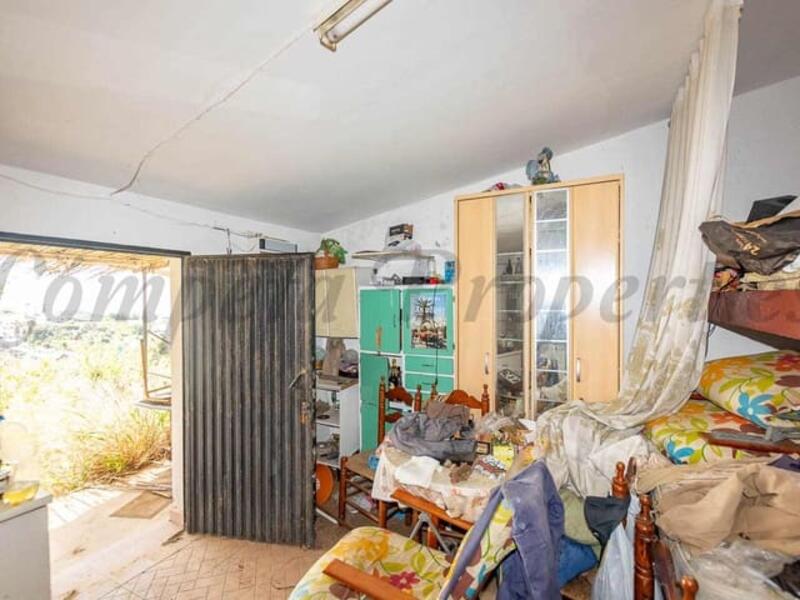 2 slaapkamer Landhuis Te koop 2 slaapkamer Landhuis Te koop