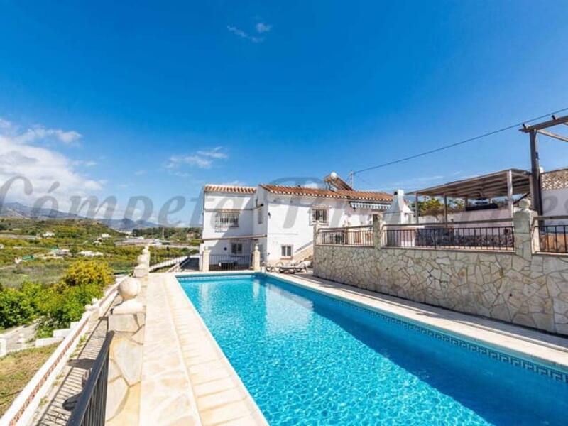 Villa till salu i Nerja, Málaga