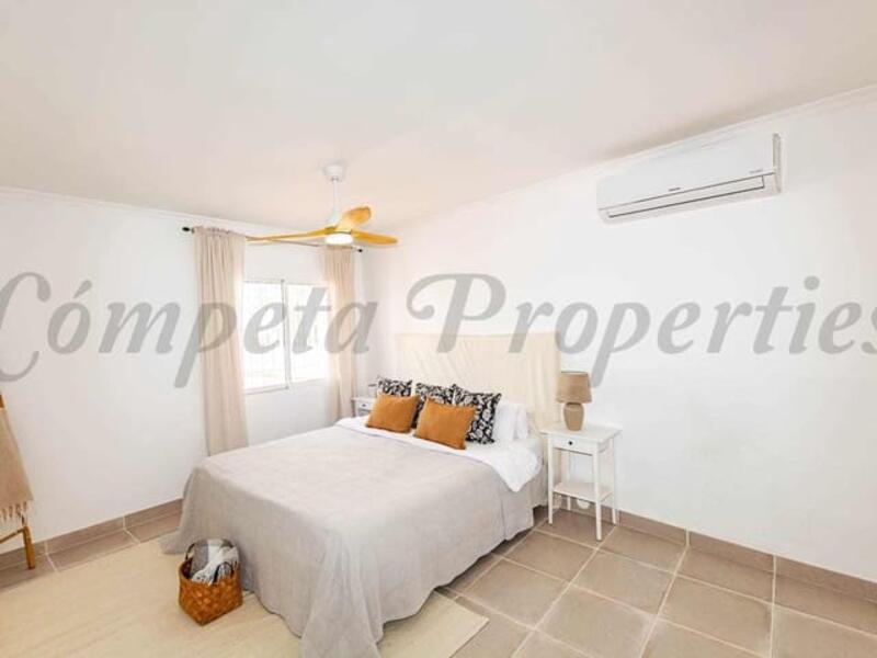 5 slaapkamer Villa Te koop 5 slaapkamer Villa Te koop