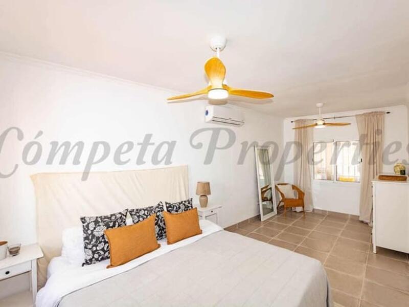 5 slaapkamer Villa Te koop 5 slaapkamer Villa Te koop