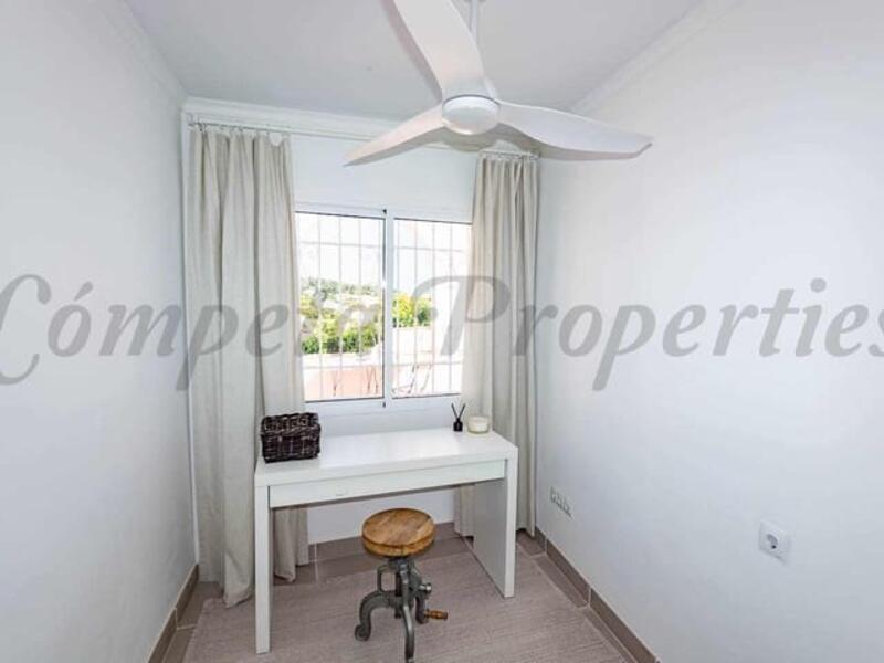 5 slaapkamer Villa Te koop 5 slaapkamer Villa Te koop