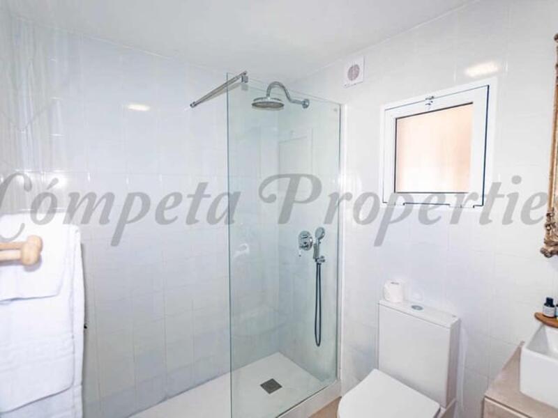 5 slaapkamer Villa Te koop 5 slaapkamer Villa Te koop