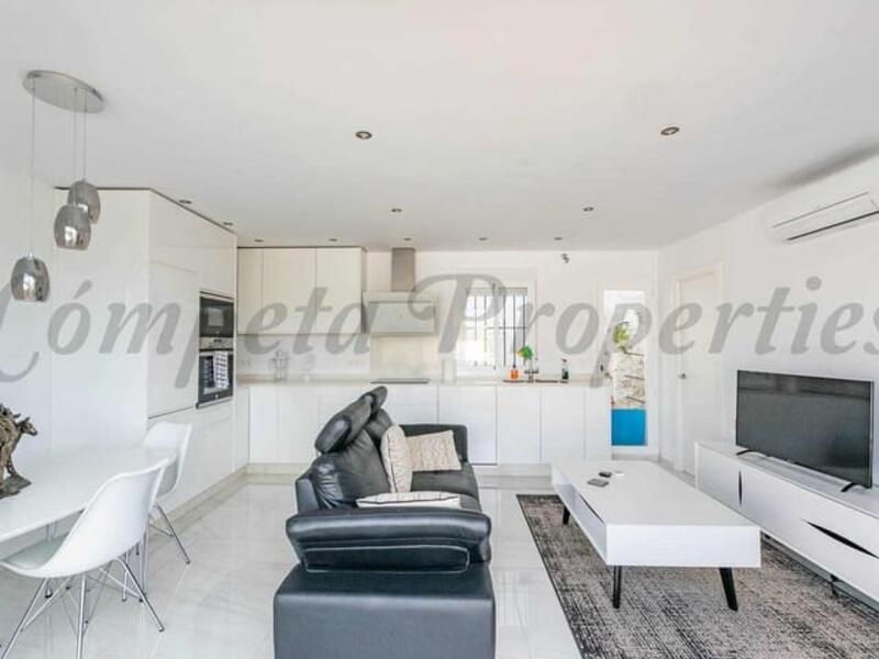 3 bedroom Townhouse for sale