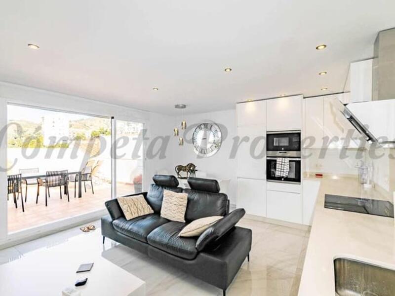 3 bedroom Townhouse for sale