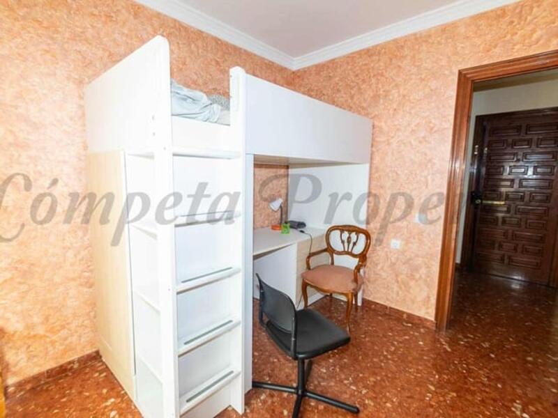 3 bedroom Apartment for sale