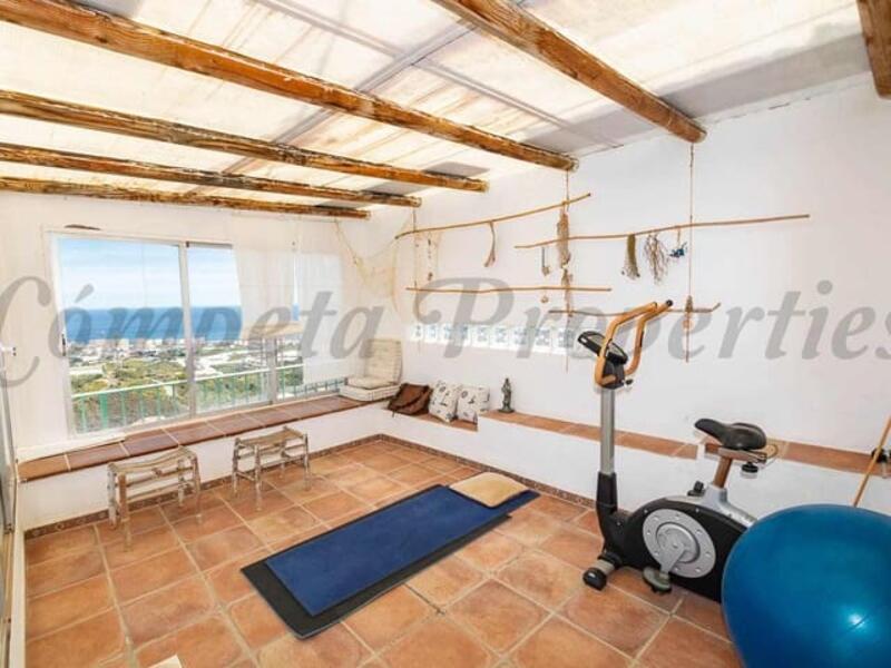 4 Schlafzimmer Landhaus zu verkaufen