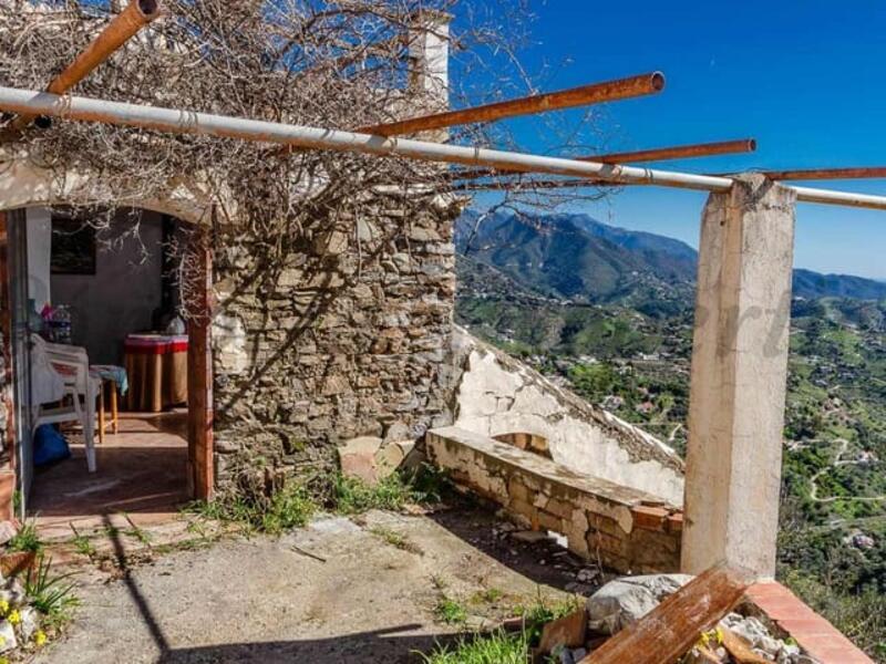 Lantställe till salu i Competa, Málaga