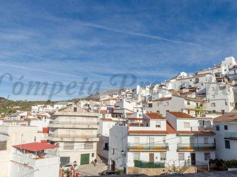 Radhus till salu i Canillas de Albaida, Málaga