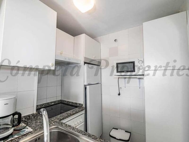 1 bedroom Apartment for Long Term Rent
