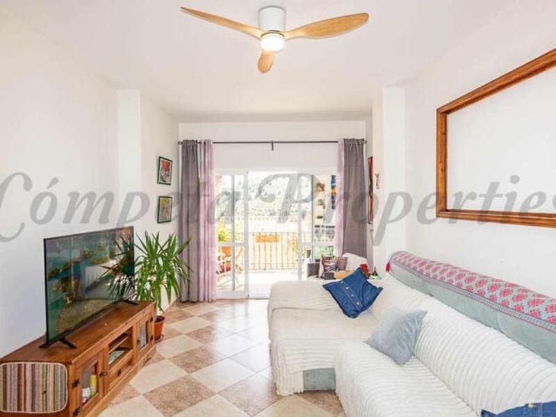 Apartment for sale in Frigiliana, Málaga