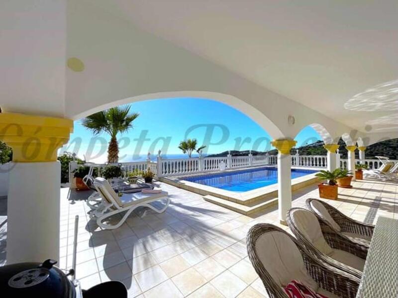 4 chambre Auberge à vendre
