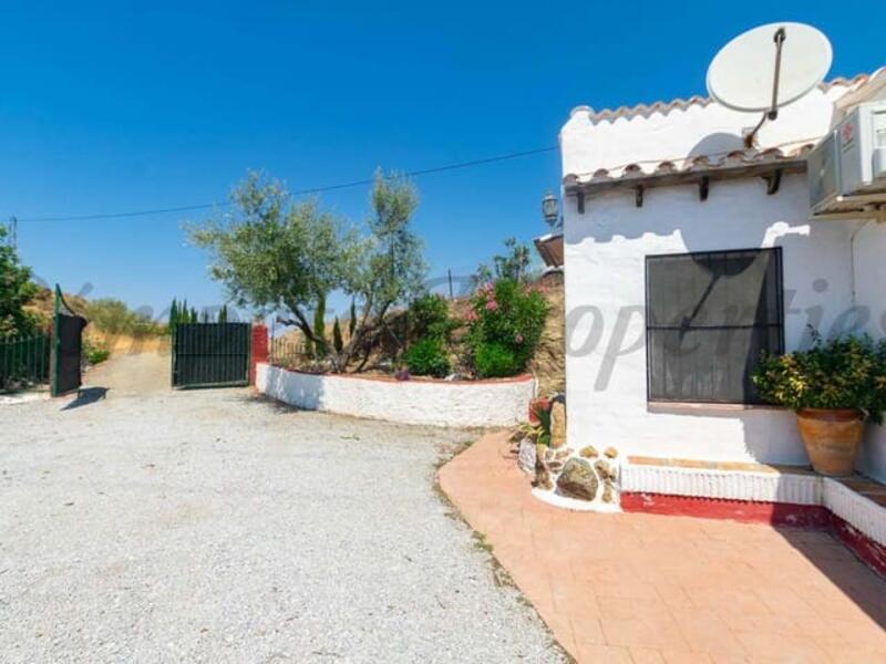 3 спальная комната вилла продается
