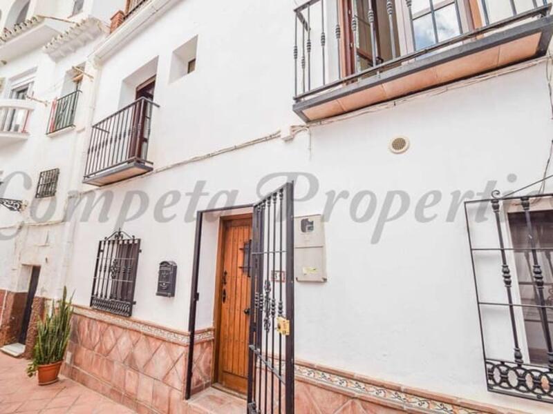 2 bedroom Townhouse for sale in Torrox, Málaga