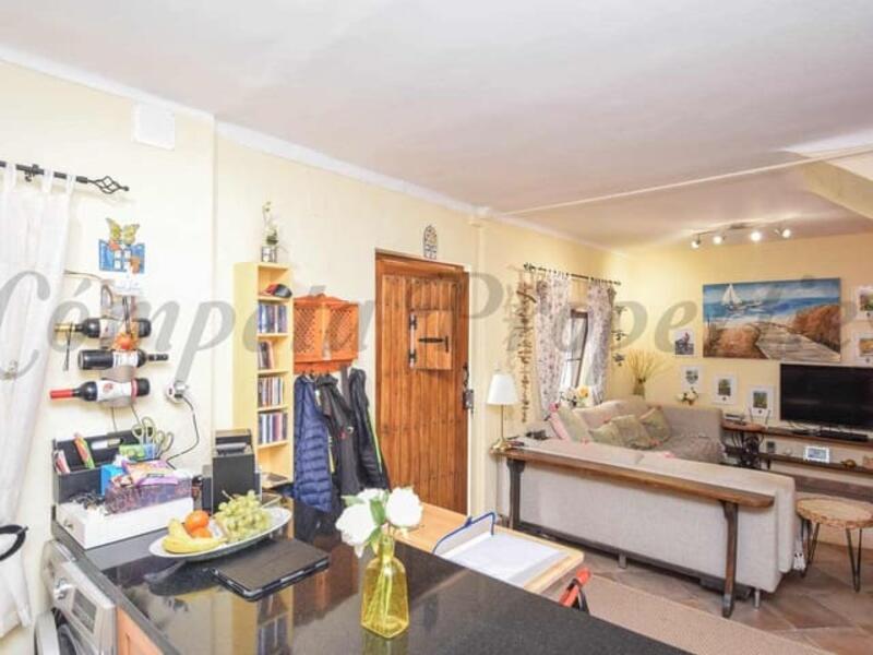 2 bedroom Townhouse for sale in Torrox, Málaga