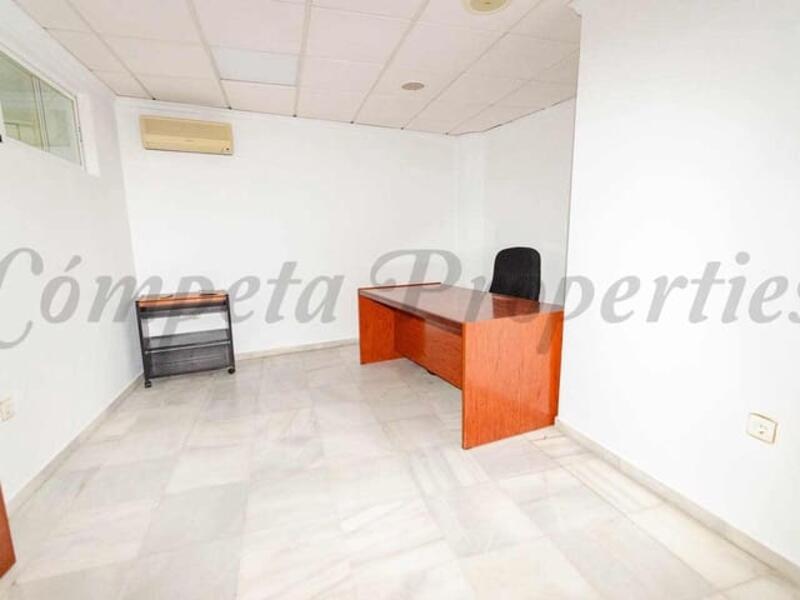 Commercial Property for Long Term Rent Commercial Property for Long Term Rent