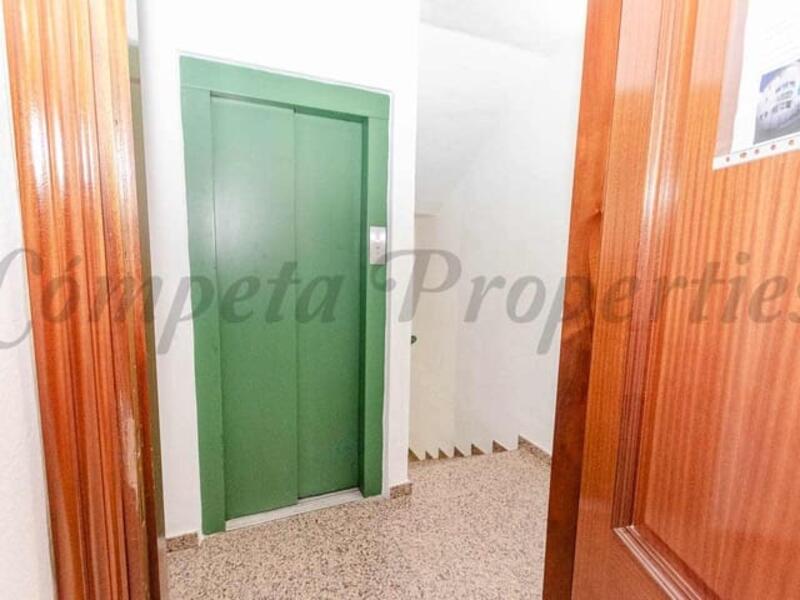 Commercial Property for Long Term Rent Commercial Property for Long Term Rent