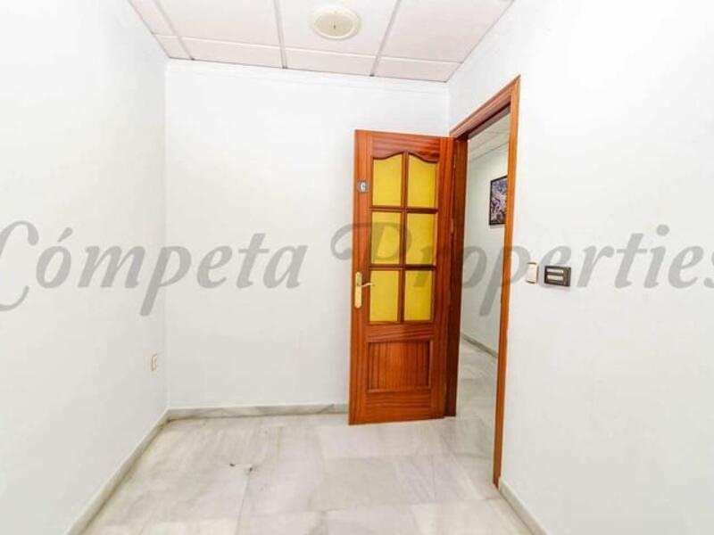 Commercial Property for Long Term Rent Commercial Property for Long Term Rent