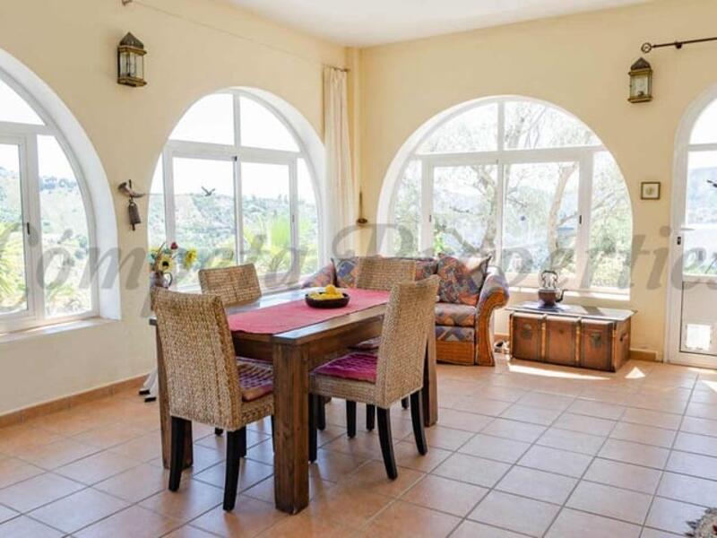 2 bedroom Country House for sale 2 bedroom Country House for sale