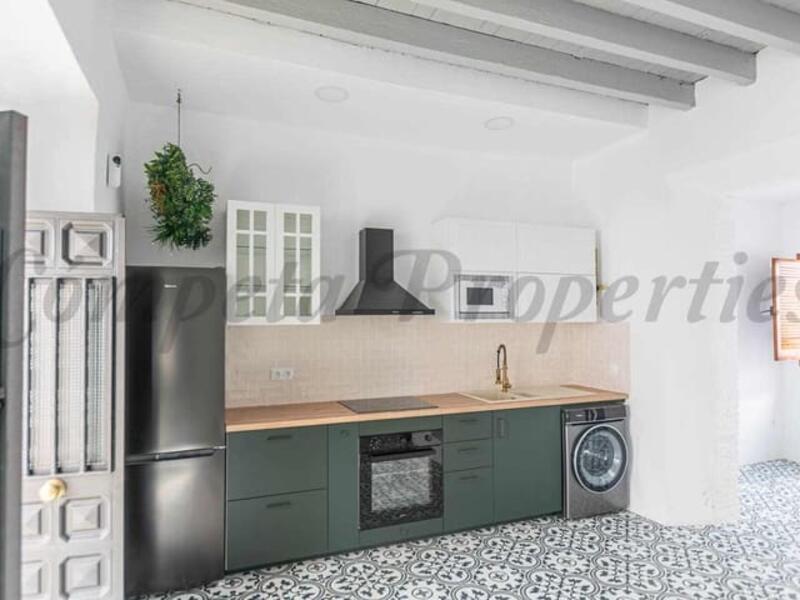 2 bedroom Townhouse for sale 2 bedroom Townhouse for sale