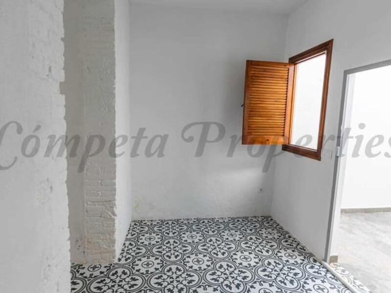 2 bedroom Townhouse for sale 2 bedroom Townhouse for sale