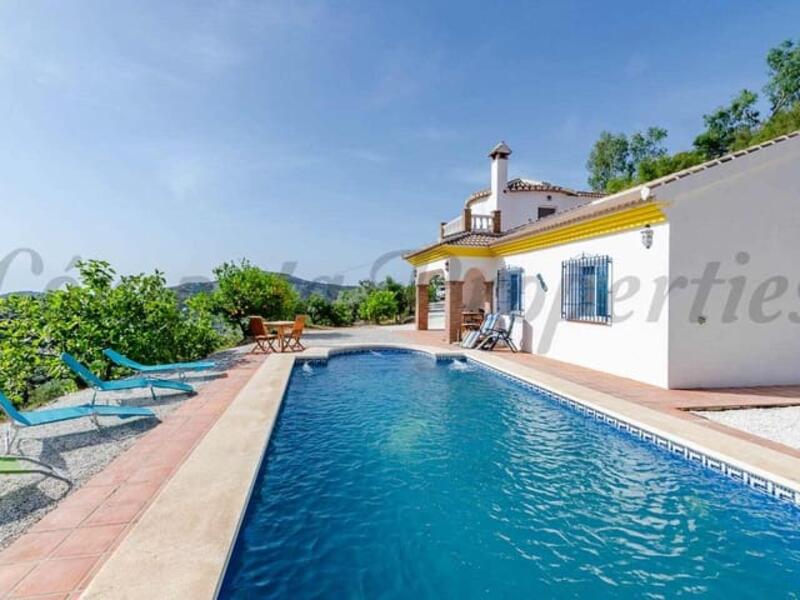 Villa for sale in Competa, Málaga
