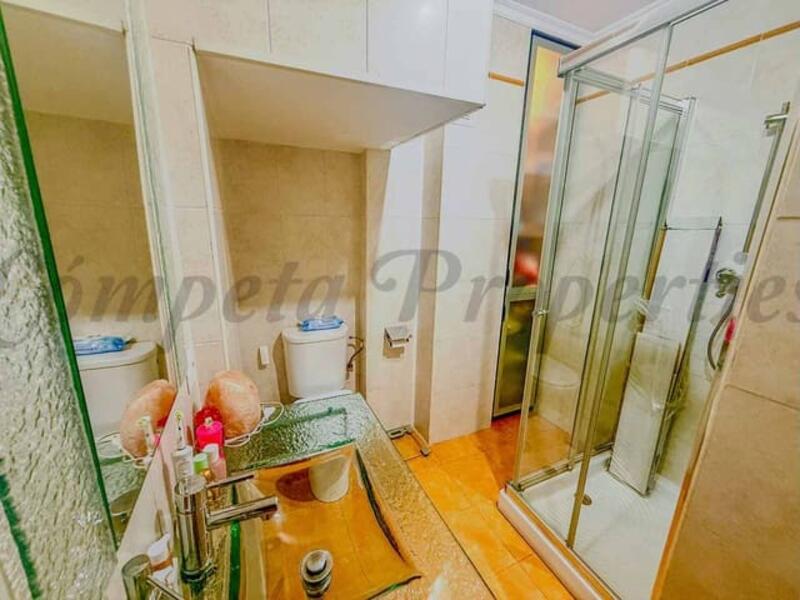 2 slaapkamer Appartement Te koop 2 slaapkamer Appartement Te koop