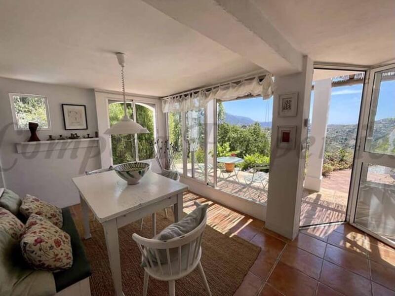 2 bedroom Country House for sale 2 bedroom Country House for sale