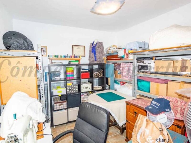 3 bedroom Country House for sale 3 bedroom Country House for sale