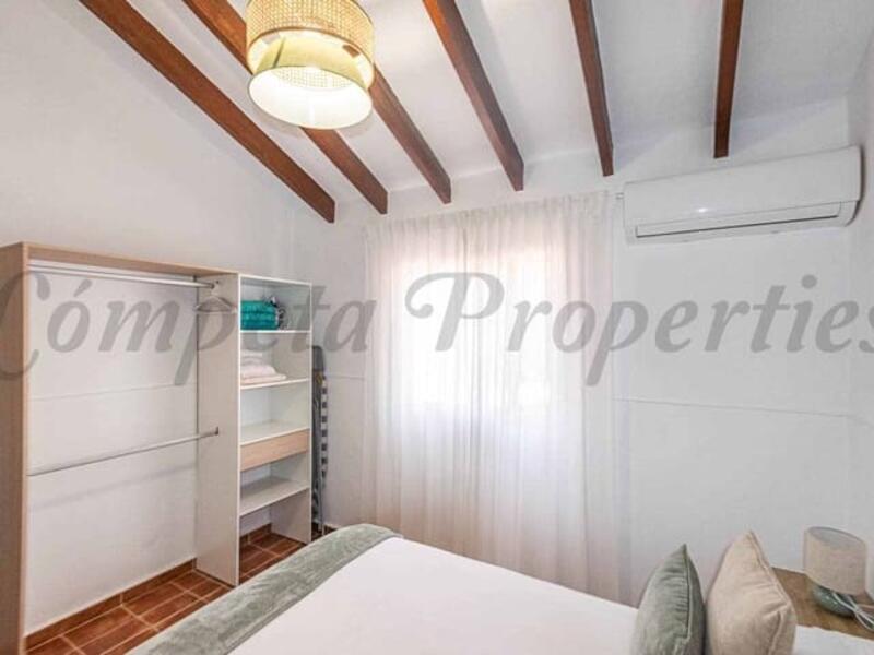 2 bedroom Country House for Long Term Rent