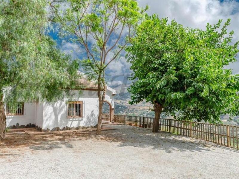 Landhuis voor lange termijn huur in Competa, Málaga
