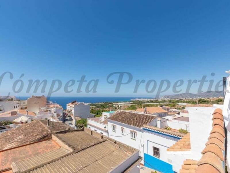 Apartment for Long Term Rent in Nerja, Málaga