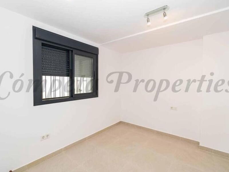 3 bedroom Apartment for Long Term Rent 3 bedroom Apartment for Long Term Rent