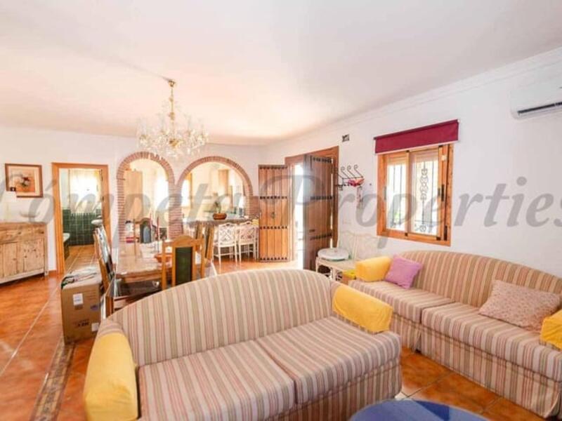 9 bedroom Country House for Long Term Rent 9 bedroom Country House for Long Term Rent
