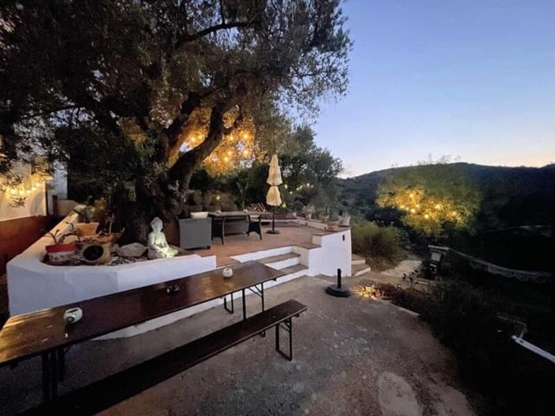 3 bedroom Country House for sale 3 bedroom Country House for sale
