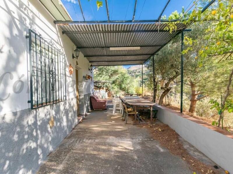 2 Schlafzimmer Landhaus zu verkaufen