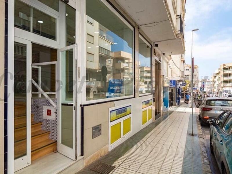 Kommersiella fastigheter till salu i Nerja, Málaga Kommersiella fastigheter till salu i Nerja, Málaga
