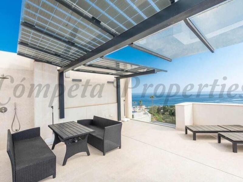 Villa en venta en Torrox, Málaga
