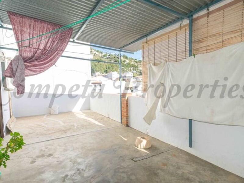 5 slaapkamer Gezinswoning Te koop 5 slaapkamer Gezinswoning Te koop
