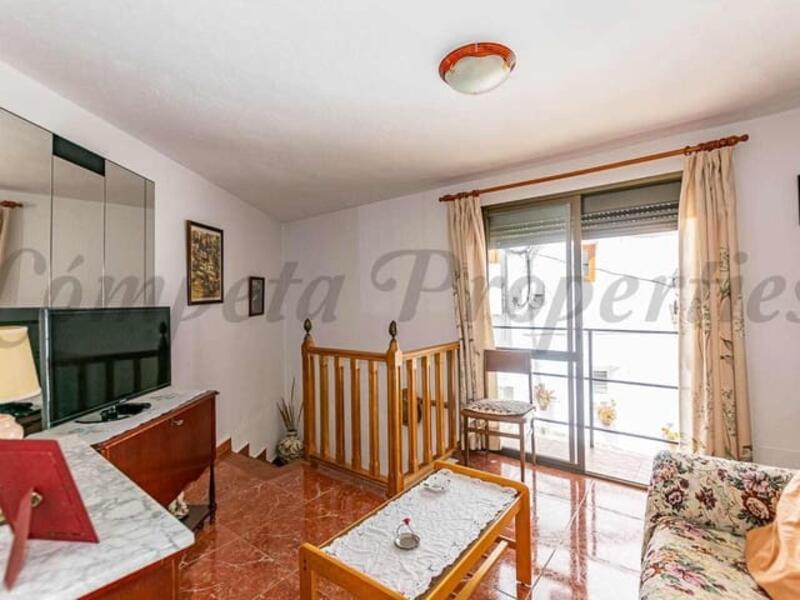 4 slaapkamer Gezinswoning Te koop 4 slaapkamer Gezinswoning Te koop