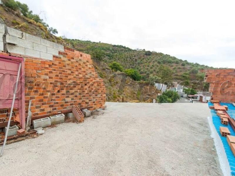 6 slaapkamer Gezinswoning Te koop