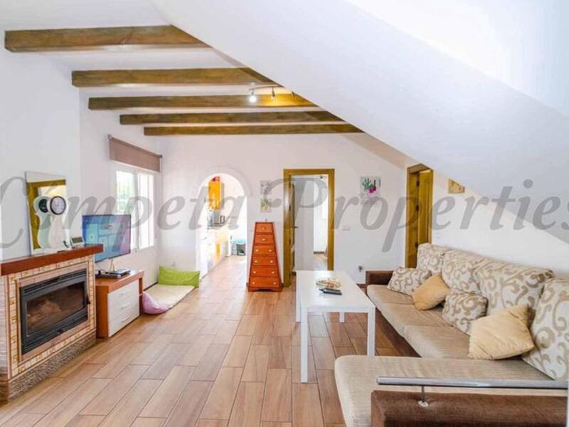 3 bedroom Country House for sale