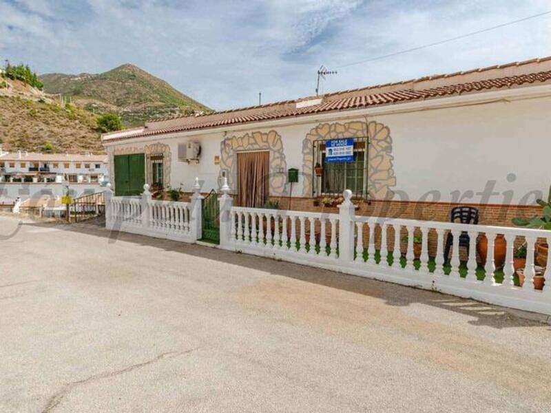 Radhus till salu i Competa, Málaga