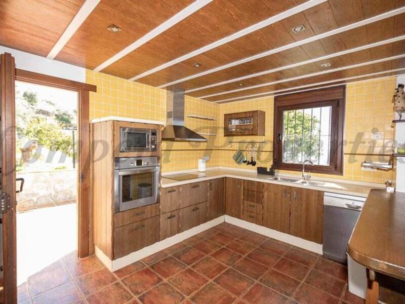 3 slaapkamer Landhuis voor lange termijn huur 3 slaapkamer Landhuis voor lange termijn huur