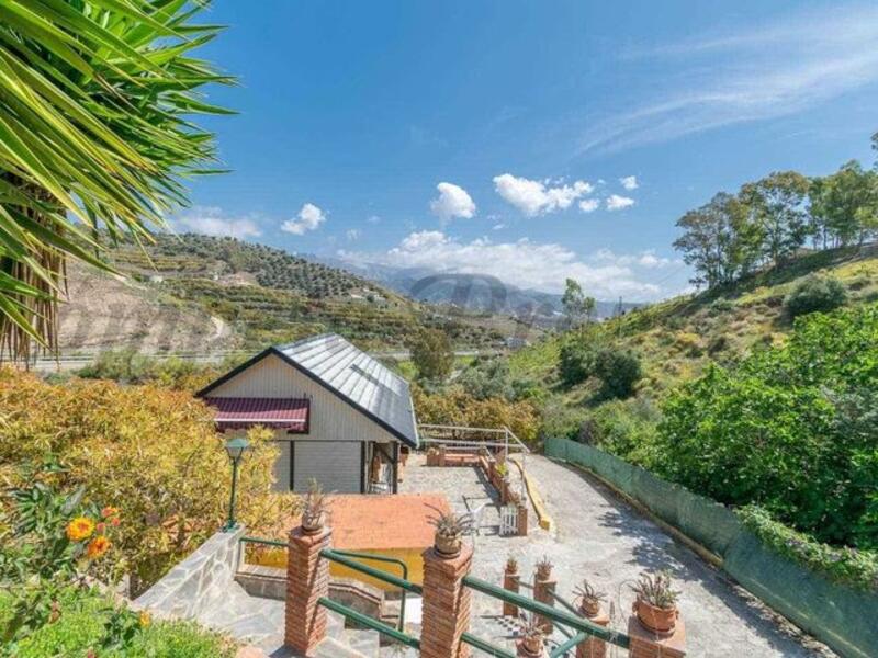 6 bedroom Country House for sale 6 bedroom Country House for sale