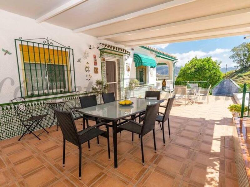 6 bedroom Country House for sale 6 bedroom Country House for sale