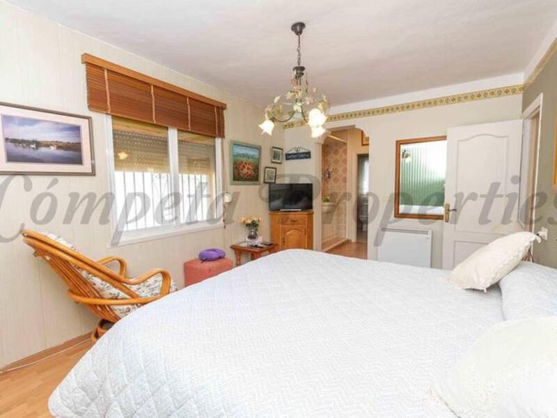 6 bedroom Country House for sale 6 bedroom Country House for sale