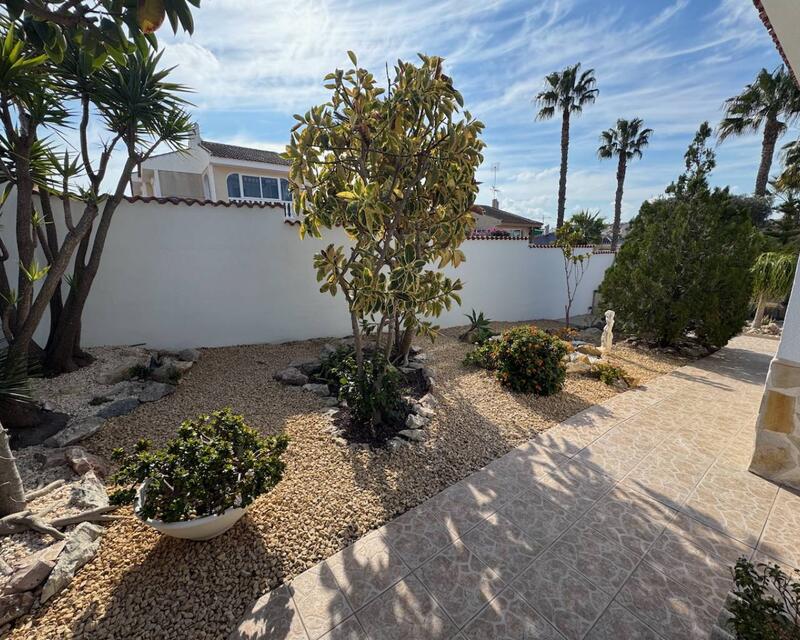 4 Schlafzimmer Villa zu verkaufen