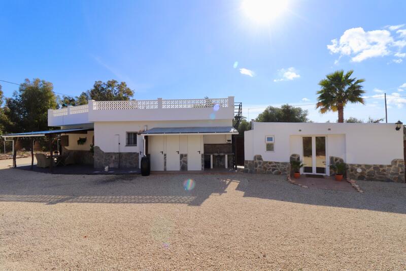 4 Cuarto Casa de Campo en venta